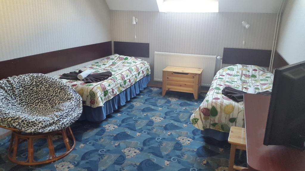 Terve Hostel Pärnu Esterno foto