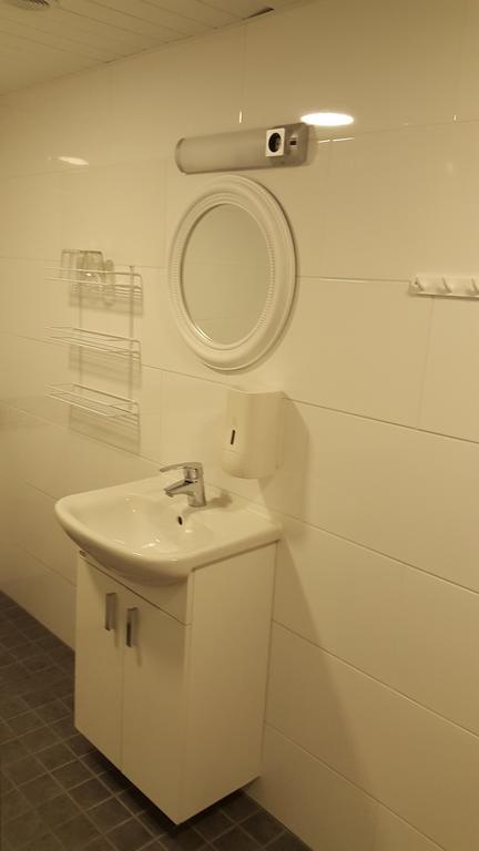 Terve Hostel Pärnu Esterno foto